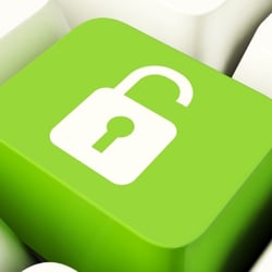 Open_Padlock_on_Keyboard.jpg Open_Padlock_on_Keyboard.jpg